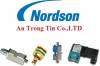 Thiết bị phun keo Nordson - anh 1